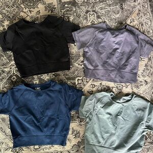 Women’s cropped Short Sleeve workout tops bundle